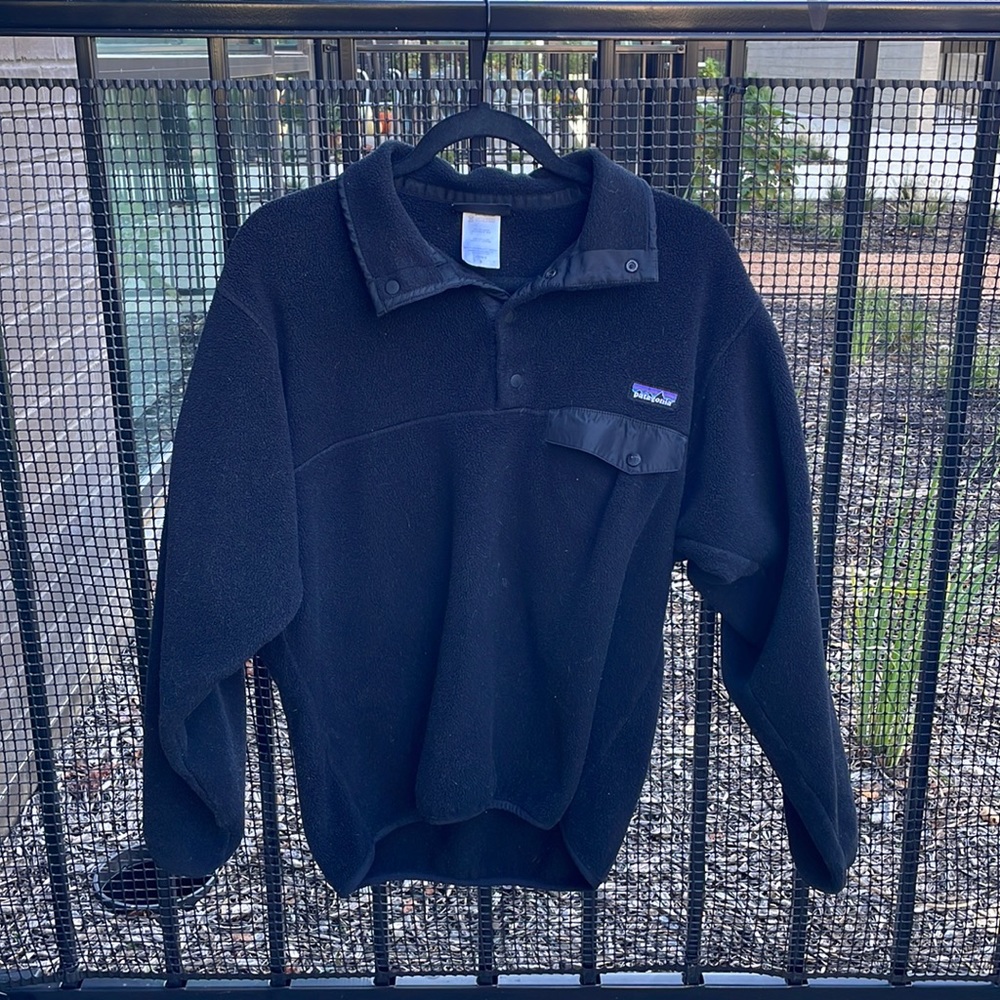 Black Fleece Patagonia Pull Over